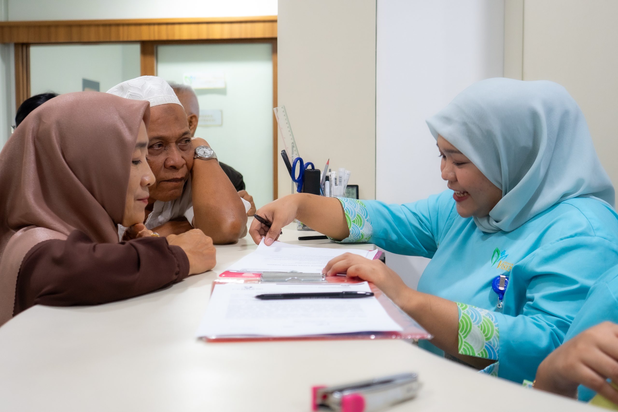 Pelayanan pasien di Rumah Sakit Mata Visindo